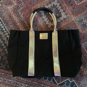 Victoria’s Secret tote bag